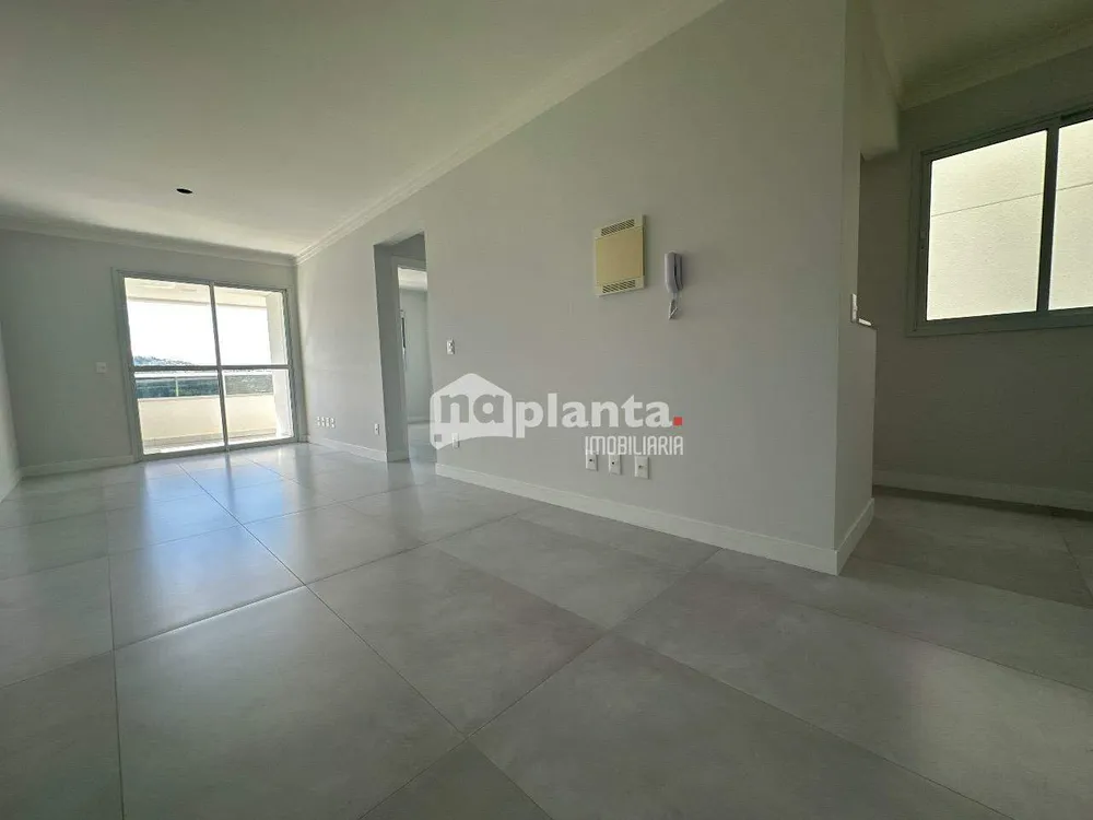 Apartamento, 2 quartos, 74 m² - Foto 2