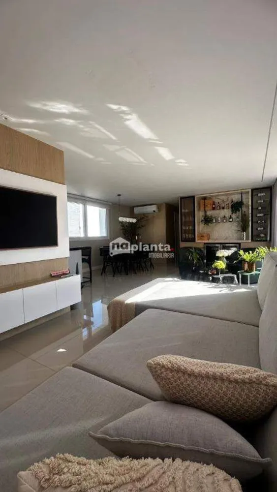 Apartamento, 3 quartos, 100 m² - Foto 2