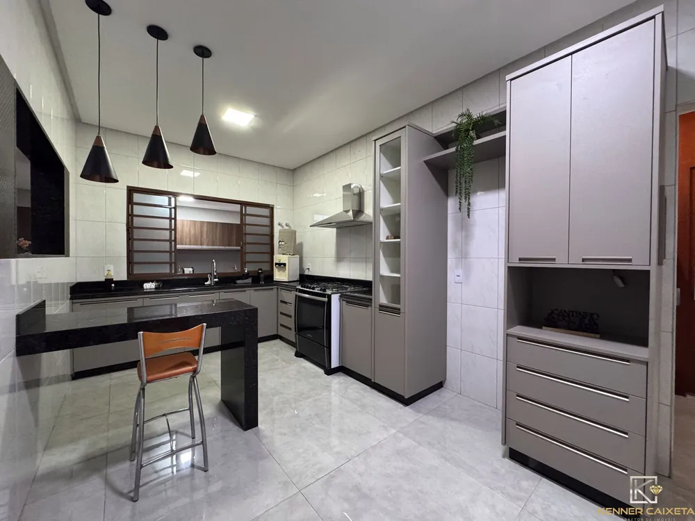 Casa, 3 quartos, 228 m² - Foto 7