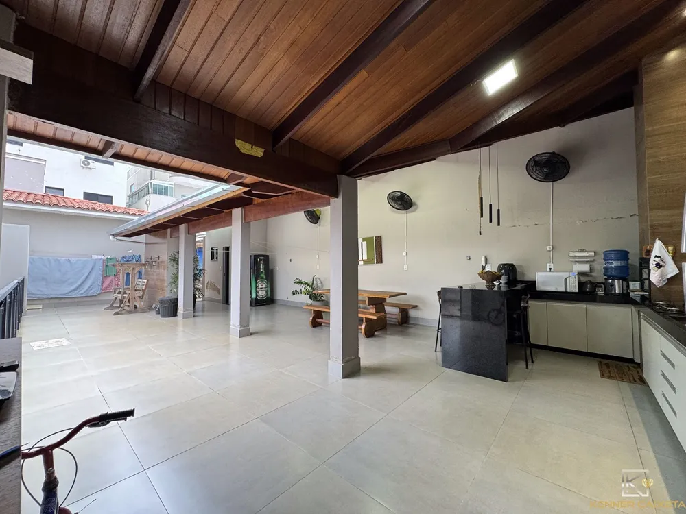 Casa, 3 quartos, 228 m² - Foto 5