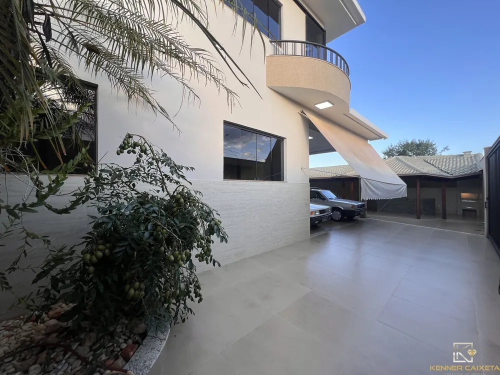 Casa, 4 quartos, 368 m² - Foto 2