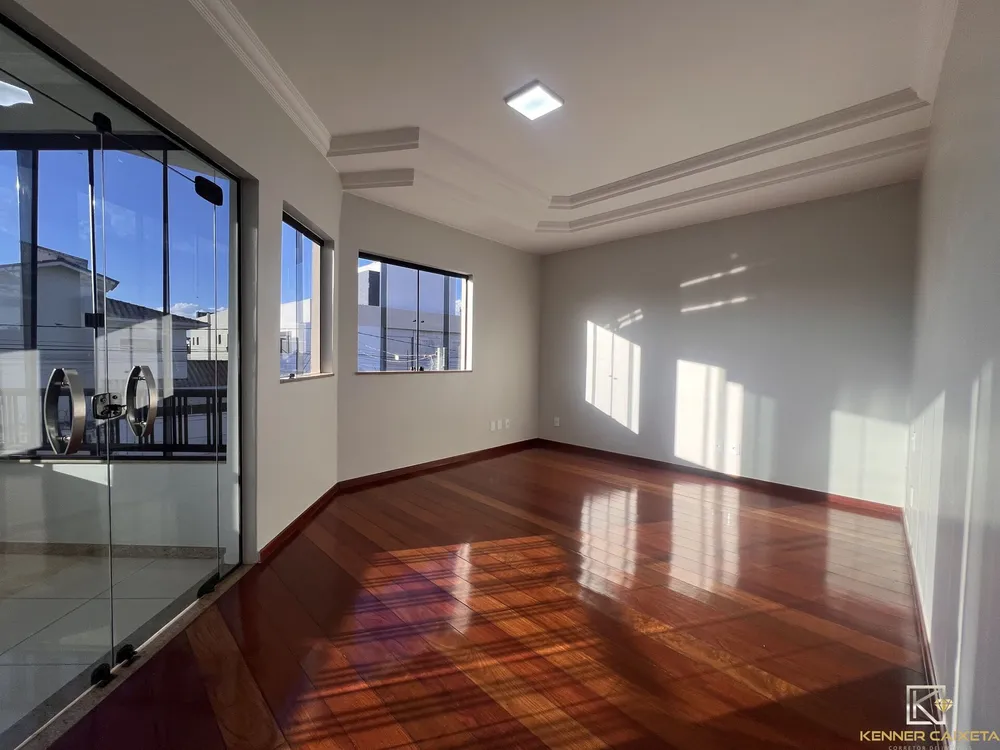 Casa, 4 quartos, 368 m² - Foto 3