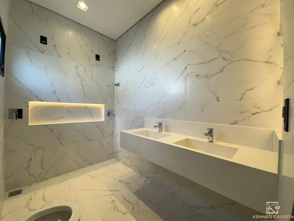 Casa, 3 quartos, 215 m² - Foto 2
