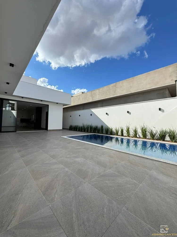 Casa, 3 quartos, 215 m² - Foto 3