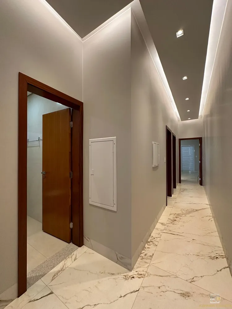 Casa, 4 quartos, 214 m² - Foto 2