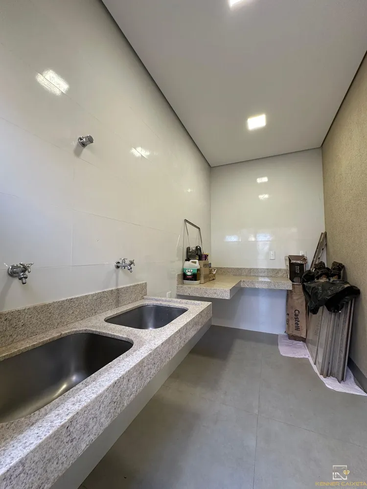 Casa, 4 quartos, 214 m² - Foto 3