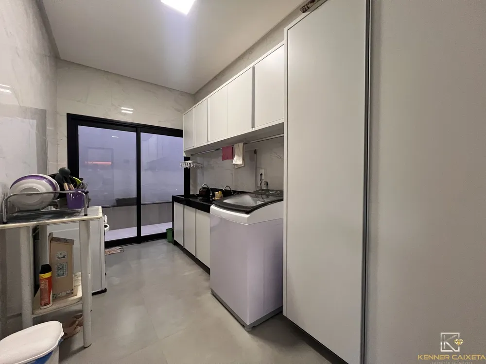 Casa, 3 quartos, 252 m² - Foto 16
