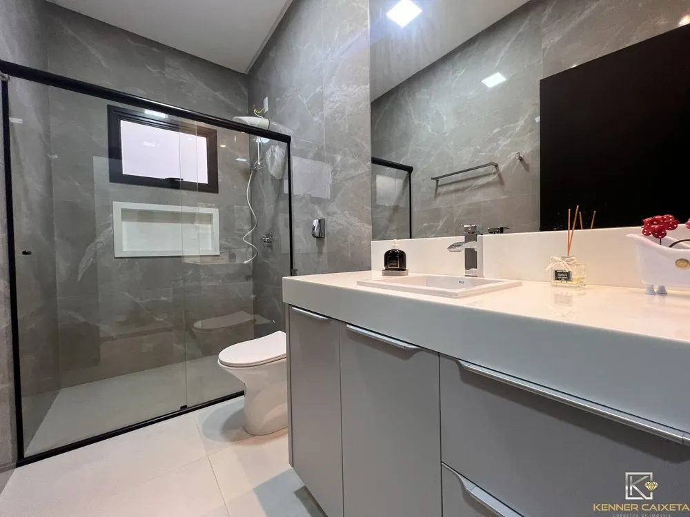 Casa, 3 quartos, 252 m² - Foto 9