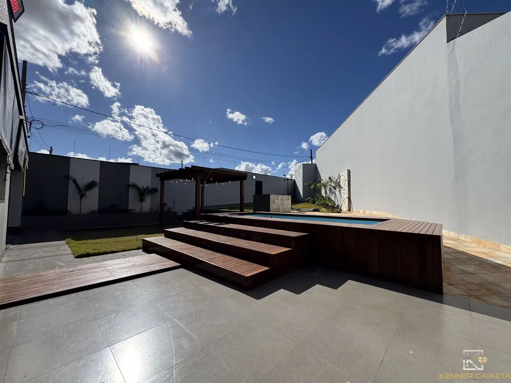 Casa, 4 quartos, 290 m² - Foto 1