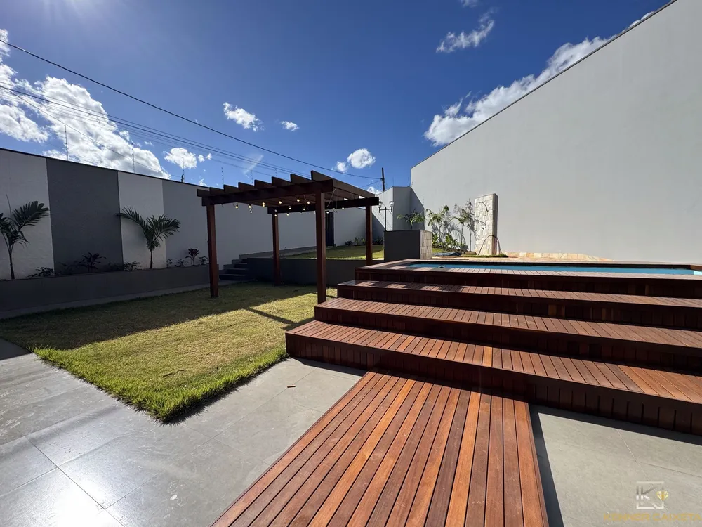 Casa, 4 quartos, 290 m² - Foto 2