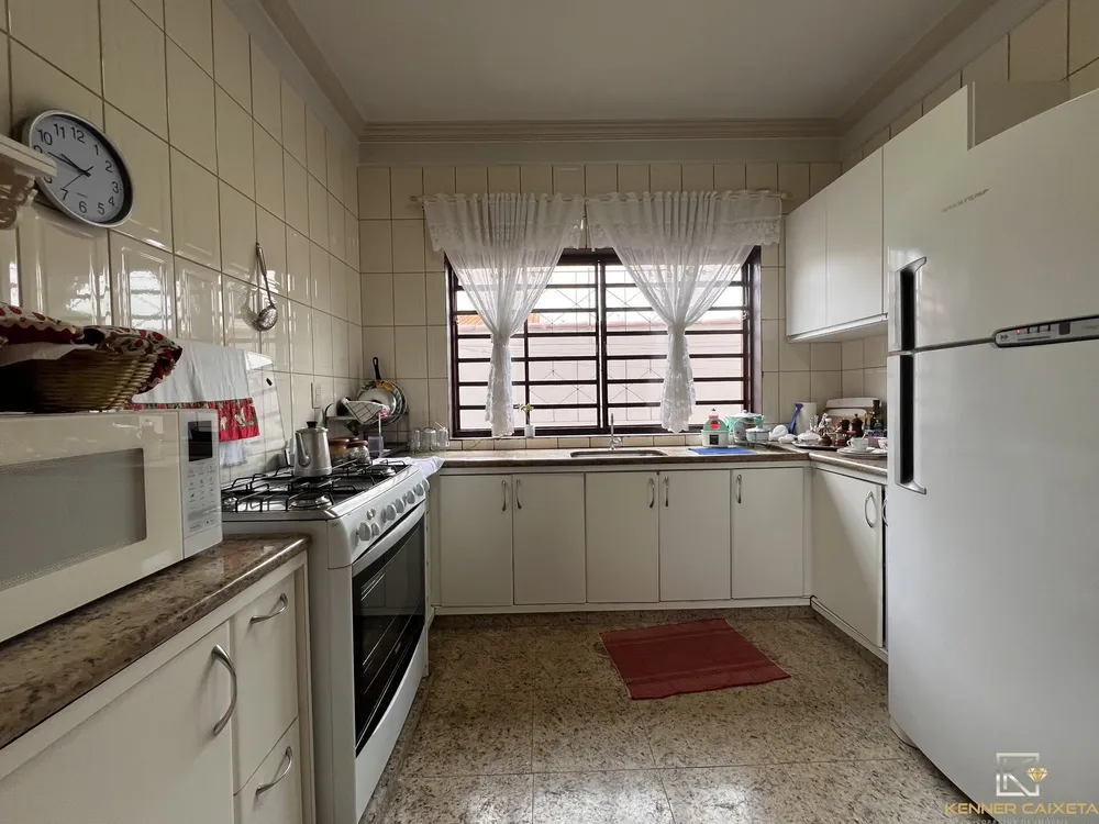 Sobrado, 4 quartos, 380 m² - Foto 5
