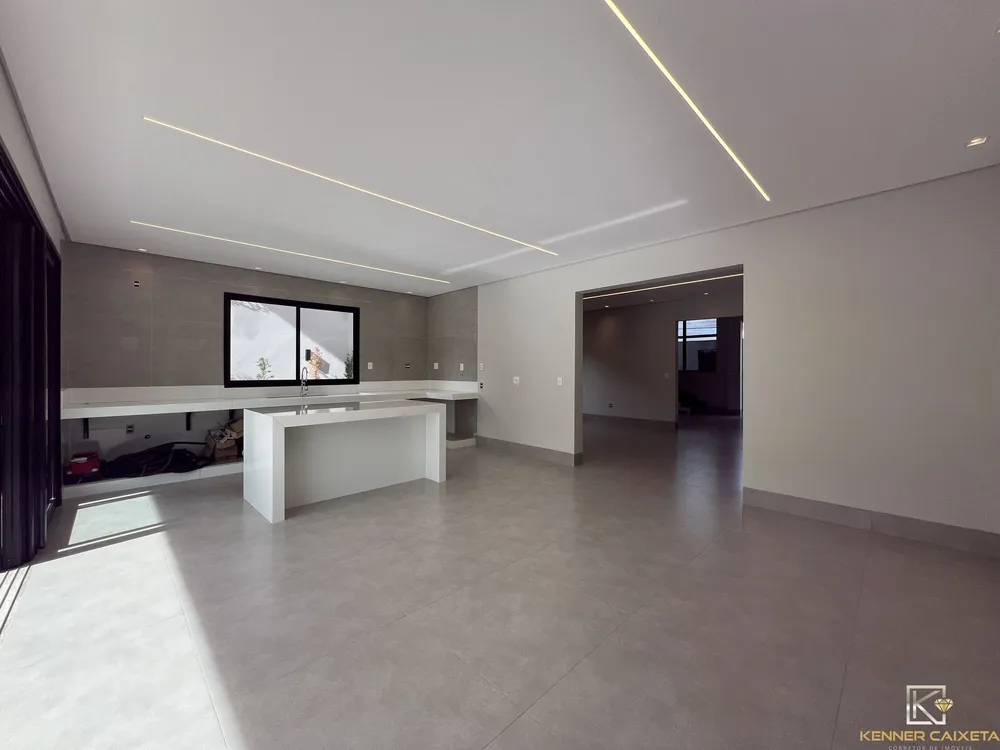 Casa, 4 quartos, 327 m² - Foto 3