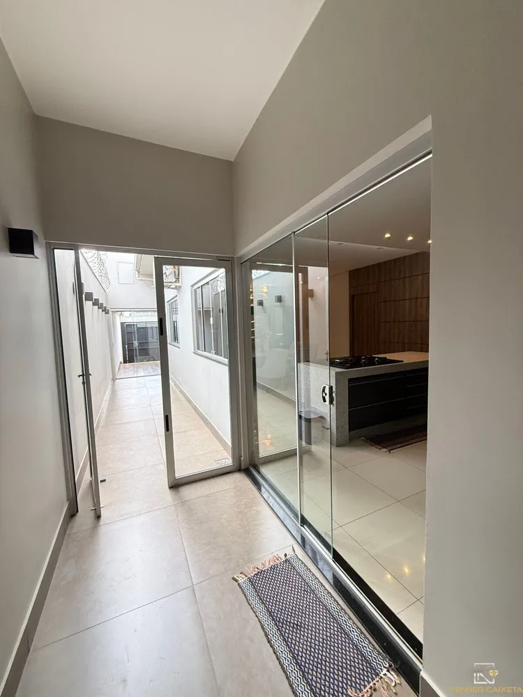 Casa, 3 quartos, 270 m² - Foto 8