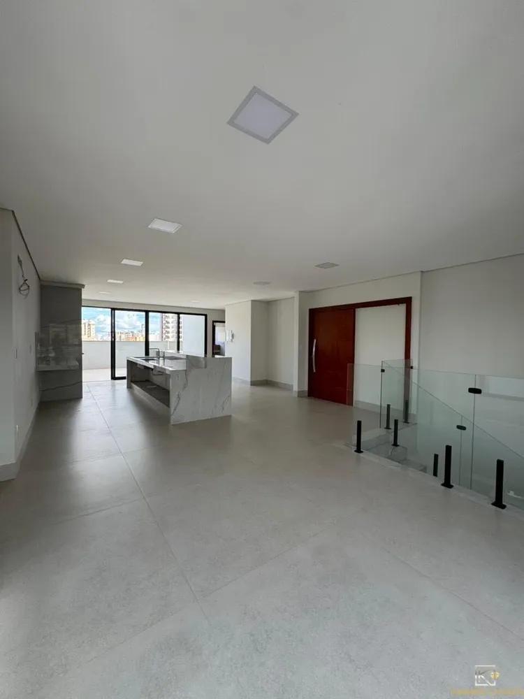 Cobertura, 3 quartos, 198 m² - Foto 4