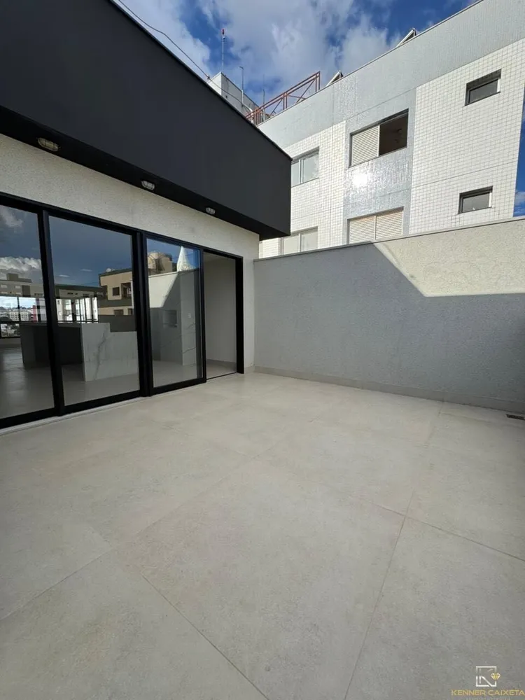 Cobertura, 3 quartos, 198 m² - Foto 3