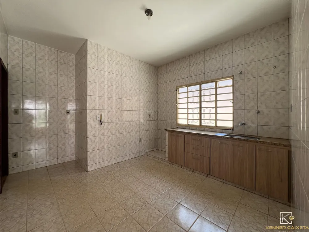 Casa, 3 quartos, 201 m² - Foto 3