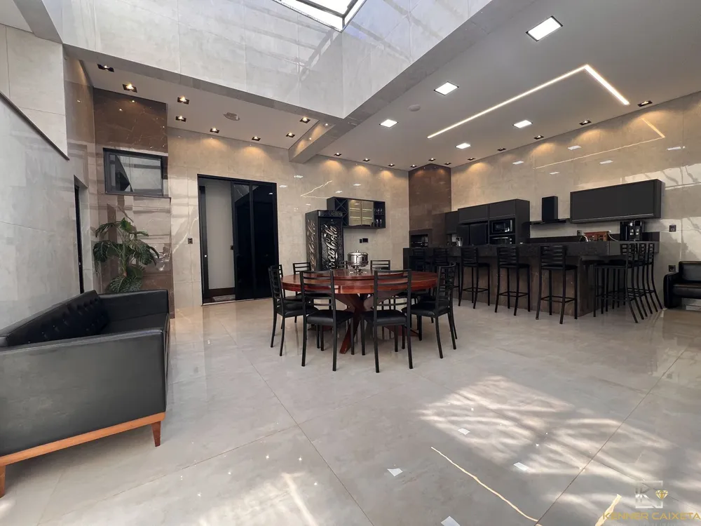 Casa, 4 quartos, 280 m² - Foto 2