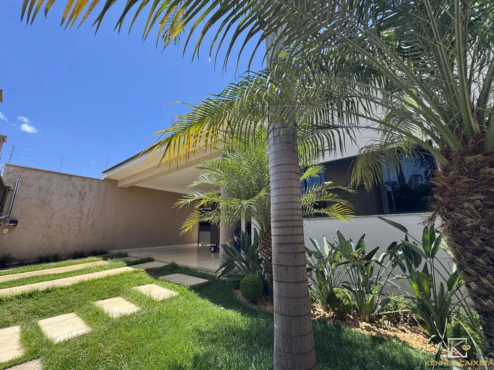 Casa, 3 quartos, 255 m² - Foto 1