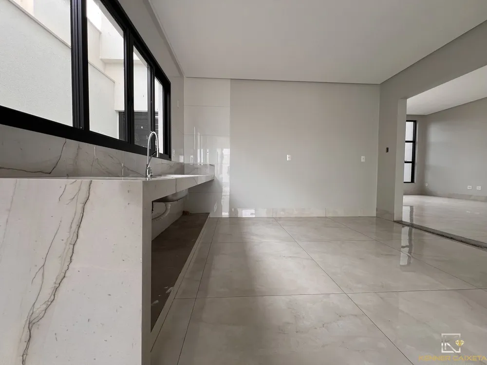 Casa, 3 quartos, 200 m² - Foto 6