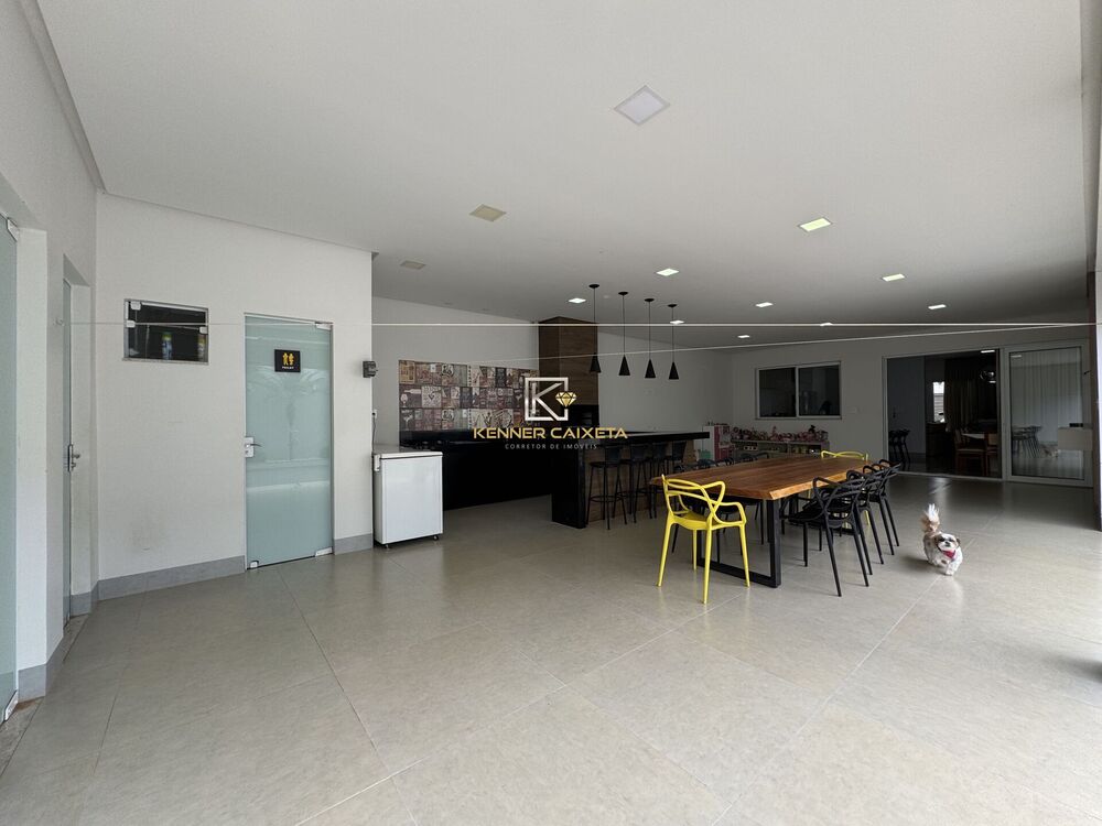 Casa, 3 quartos, 243 m² - Foto 32