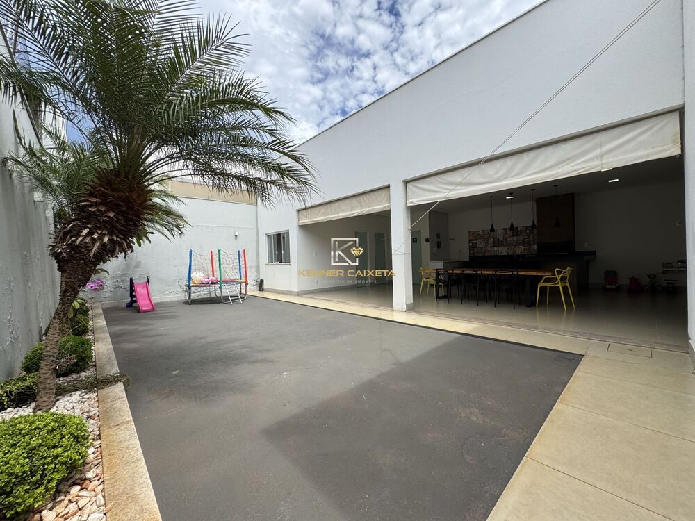 Casa, 3 quartos, 243 m² - Foto 24