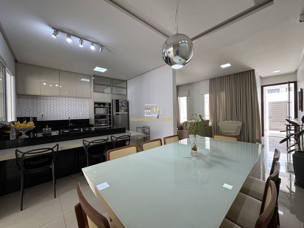 Casa, 3 quartos, 243 m² - Foto 23