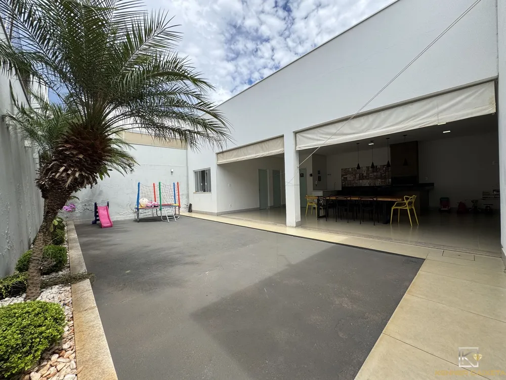 Casa, 3 quartos, 243 m² - Foto 33