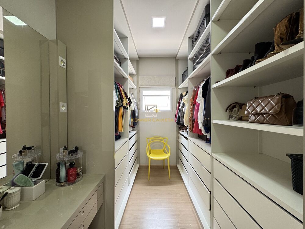 Casa, 3 quartos, 243 m² - Foto 11