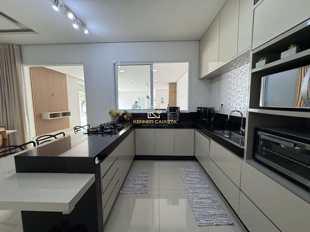 Casa, 3 quartos, 243 m² - Foto 30