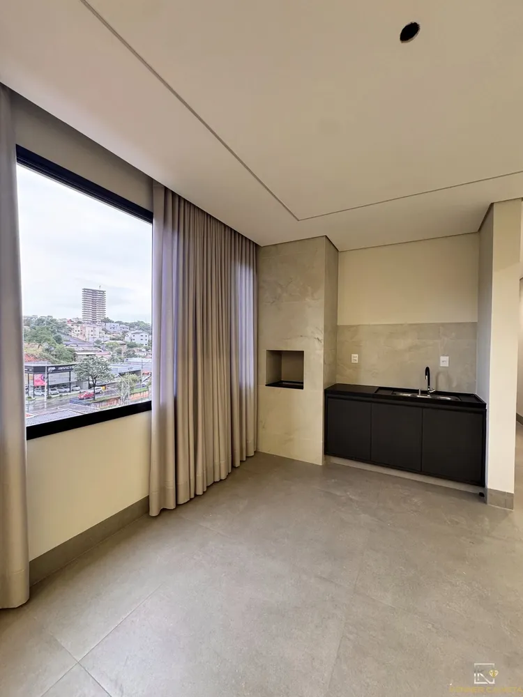 Apartamento, 3 quartos, 127 m² - Foto 2