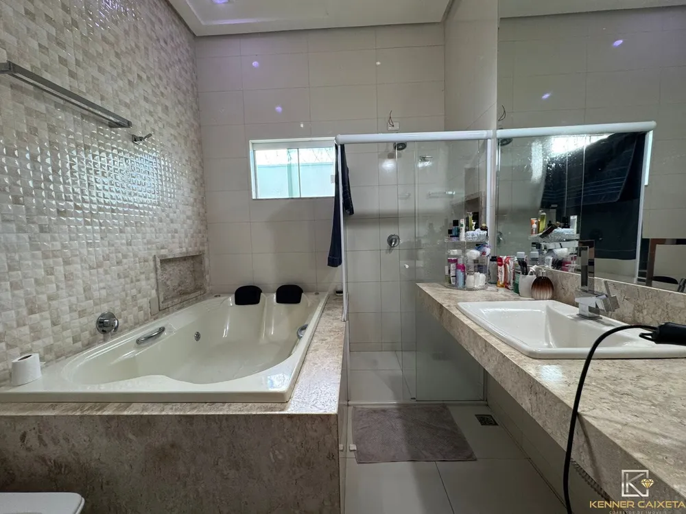 Casa, 3 quartos, 280 m² - Foto 1
