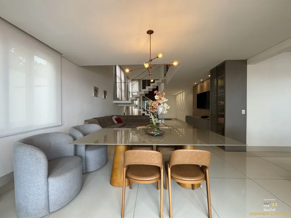 Casa, 3 quartos, 295 m² - Foto 2