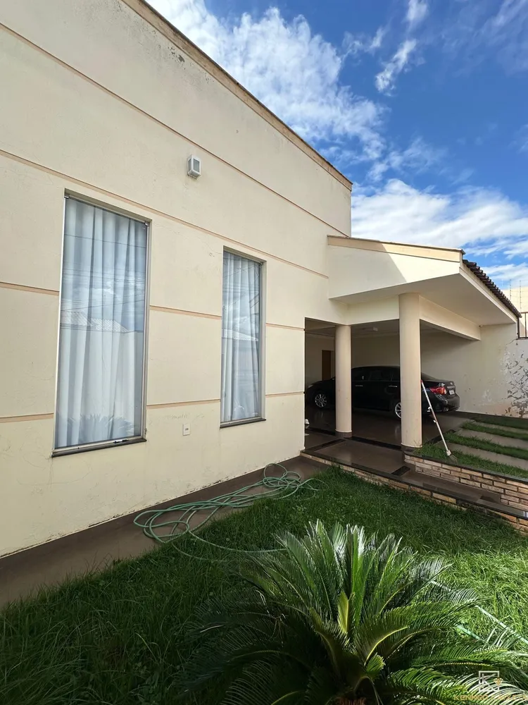 Casa, 3 quartos, 1275 m² - Foto 8