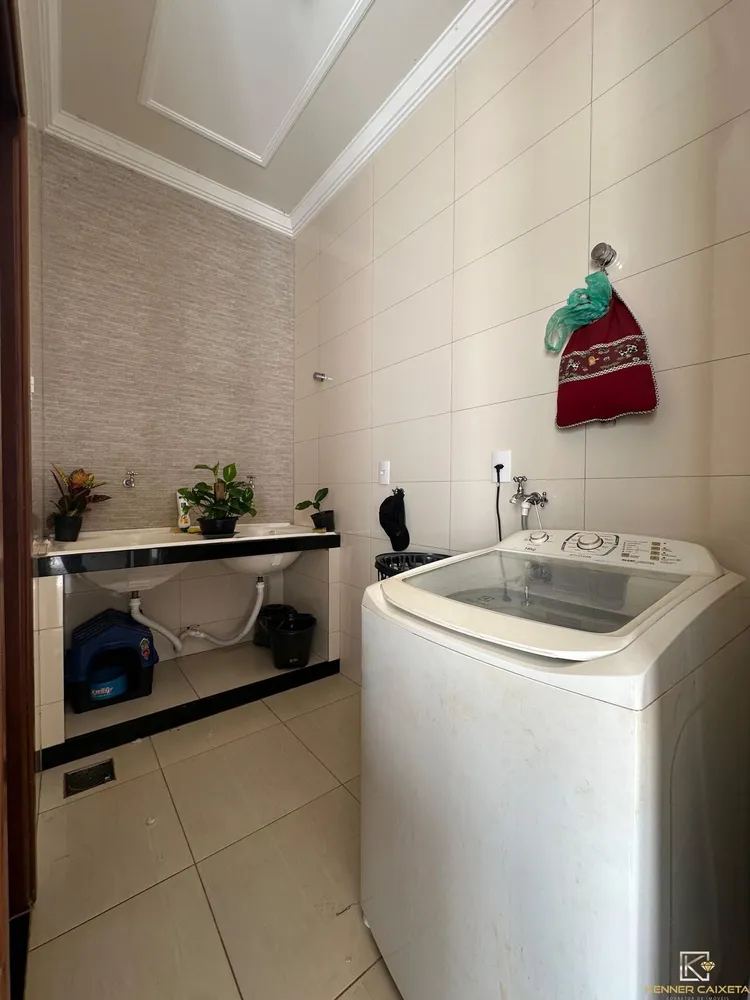 Casa, 3 quartos, 1275 m² - Foto 3