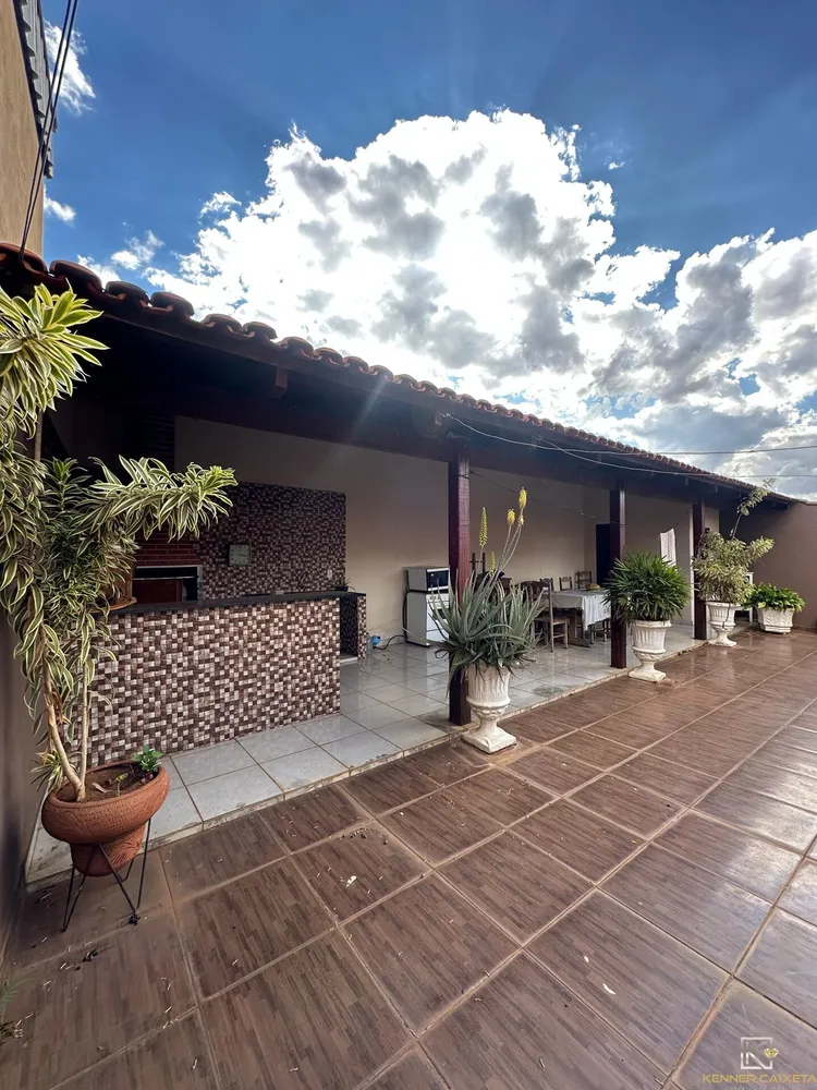 Casa, 3 quartos, 190 m² - Foto 1