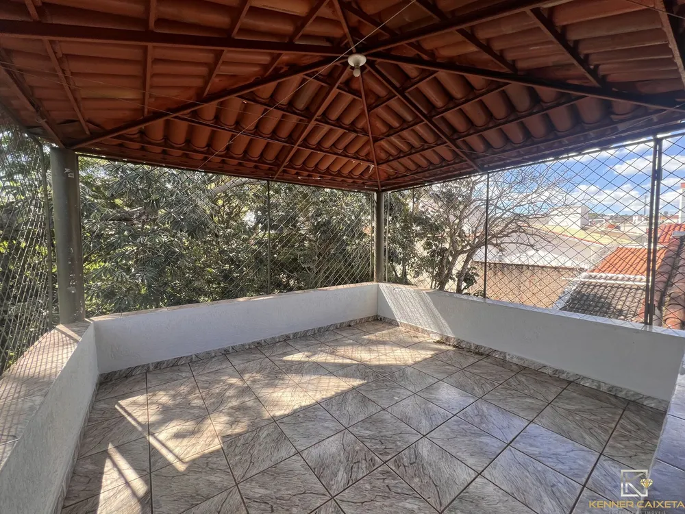 Casa, 4 quartos, 230 m² - Foto 4