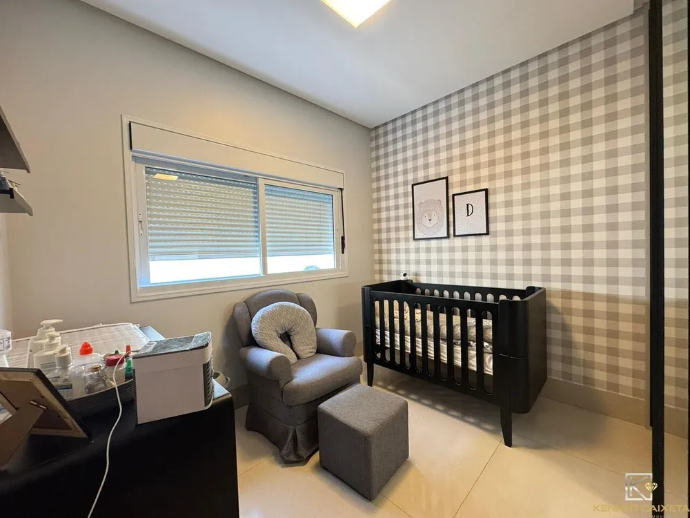 Casa, 3 quartos, 200 m² - Foto 13