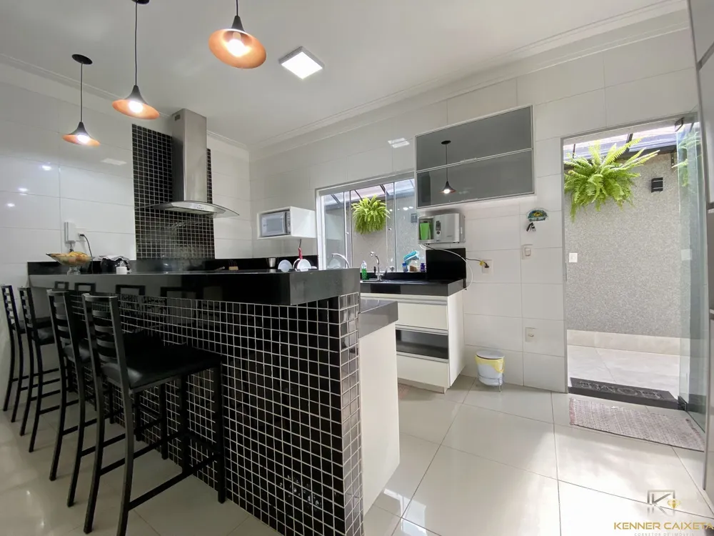 Casa, 3 quartos, 220 m² - Foto 7