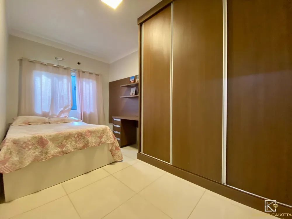 Casa, 3 quartos, 220 m² - Foto 12