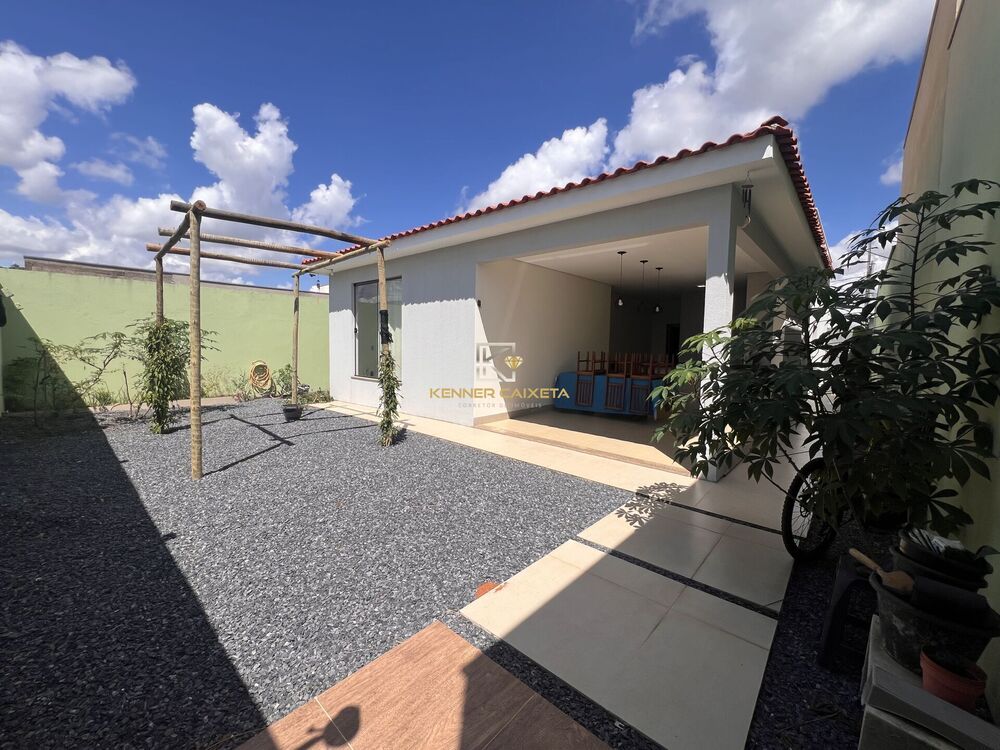 Casa, 3 quartos, 171 m² - Foto 2