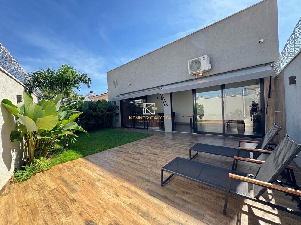 Casa à venda com 3 quartos, 200m² - Foto 3