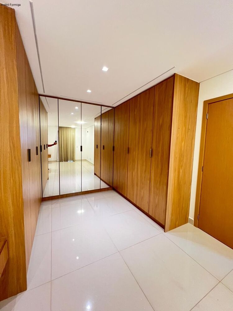Apartamento, 4 quartos, 221 m² - Foto 2