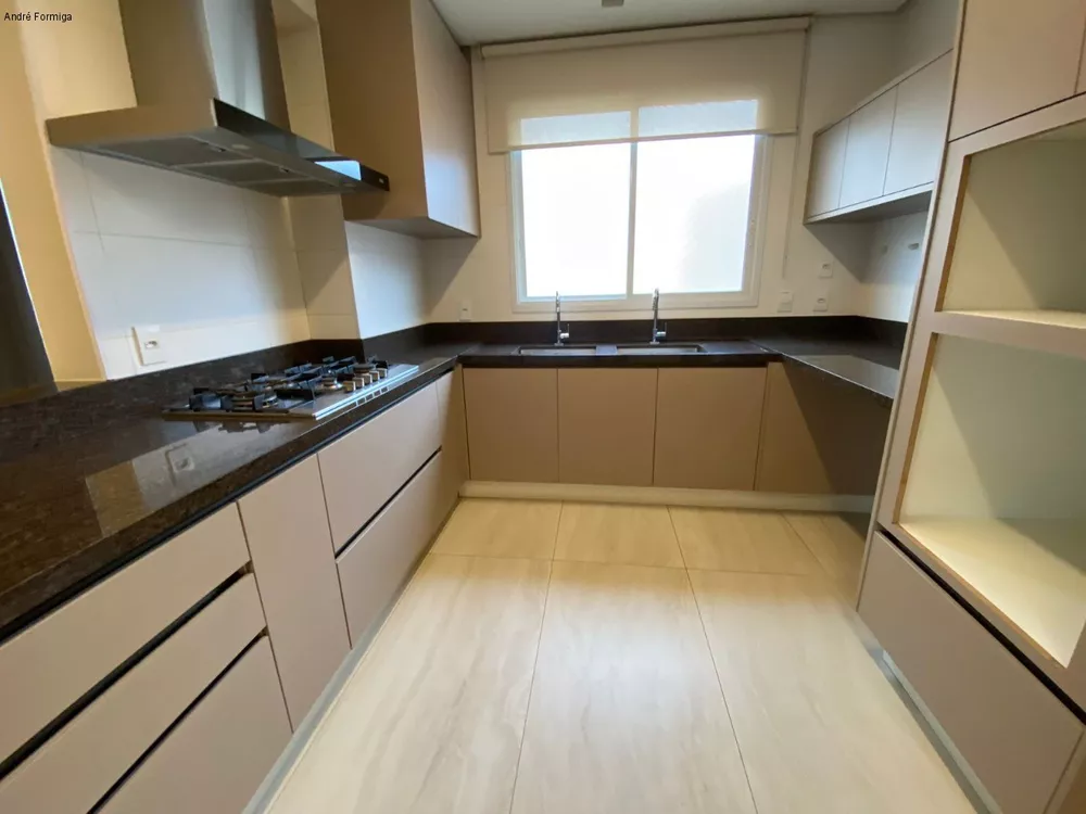 Apartamento, 3 quartos, 260 m² - Foto 8