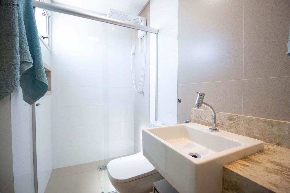 Apartamento à venda com 3 quartos, 105m² - Foto 2