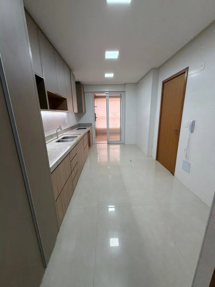 Apartamento, 4 quartos, 215 m² - Foto 6