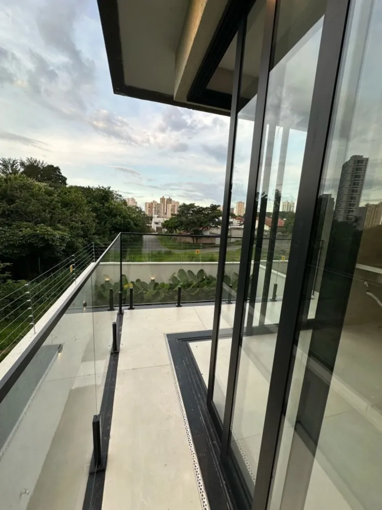 Sobrado, 3 quartos, 217 m² - Foto 1