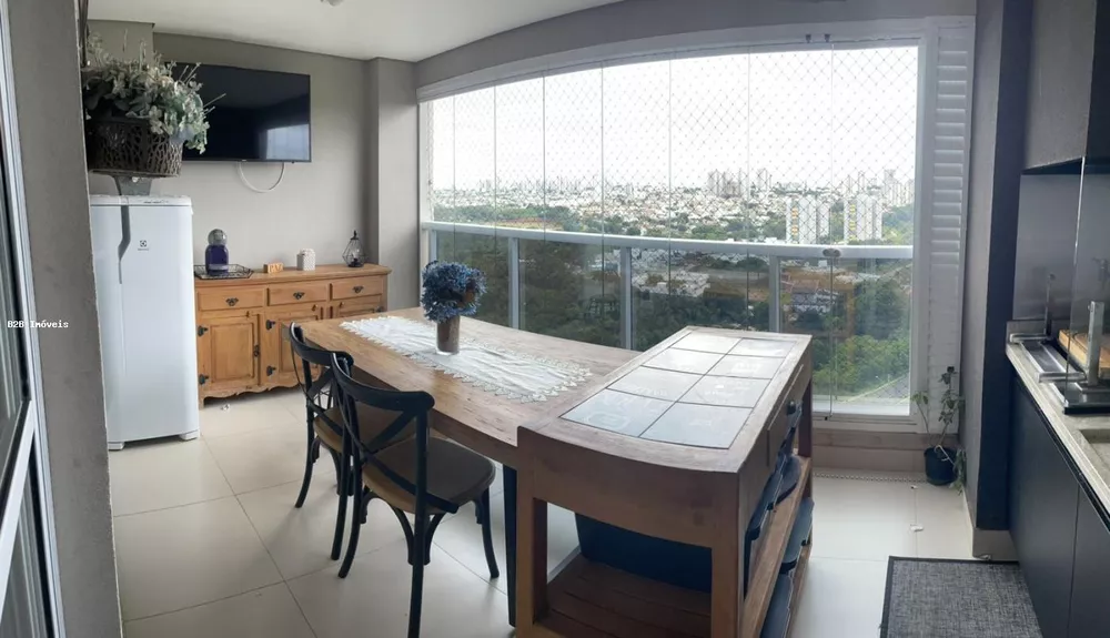 Apartamento à venda com 3 quartos, 96m² - Foto 1