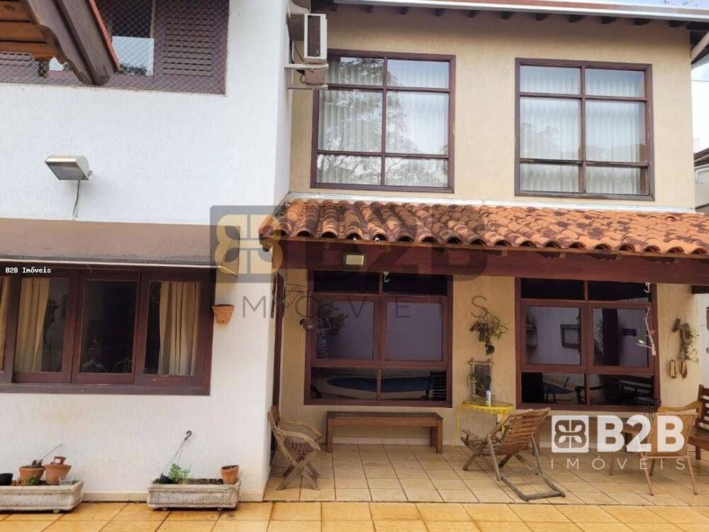 Casa, 4 quartos, 420 m² - Foto 1