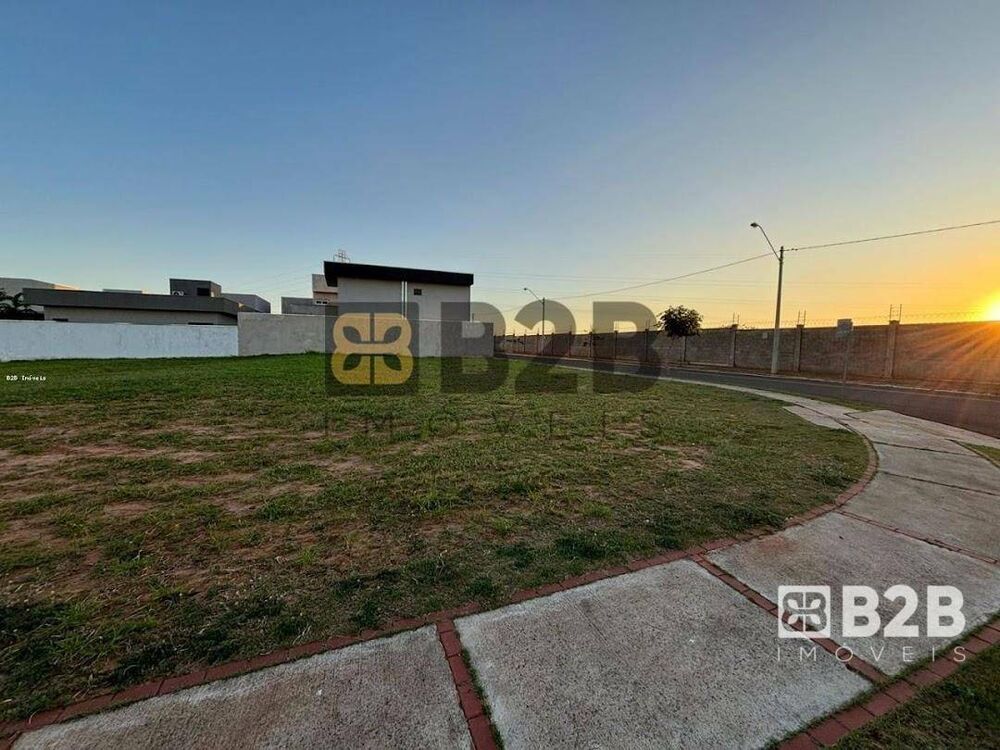 Loteamento e Condomínio, 552 m² - Foto 1