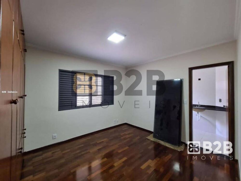 Casa, 3 quartos, 280 m² - Foto 3